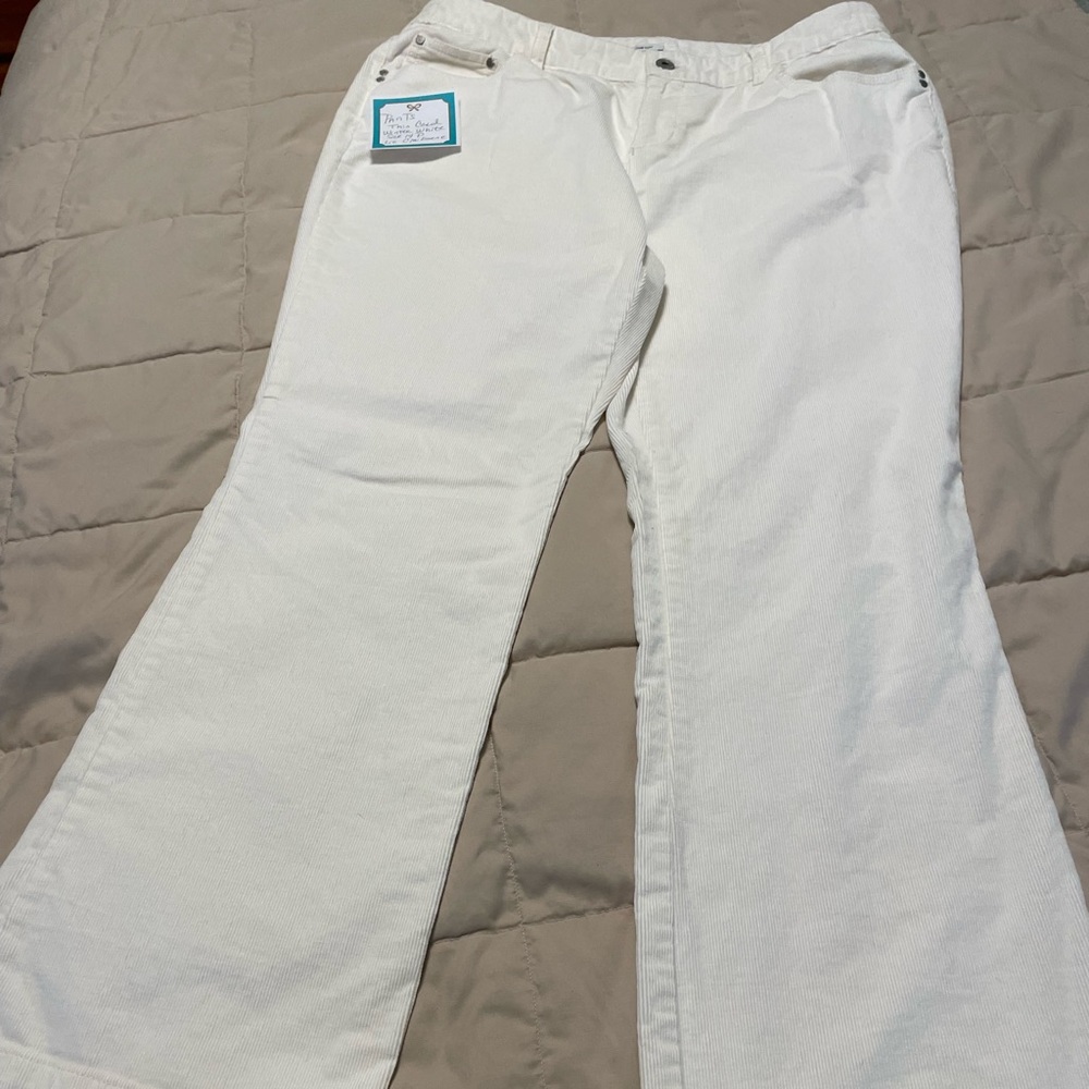 Thin stretch corduroy pants in winter white